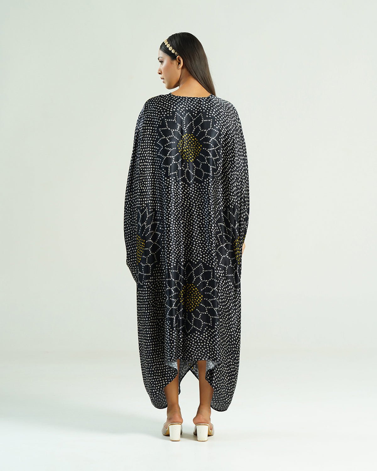 Kaftan Bandhej - Black / Gold - Mayura Kumar