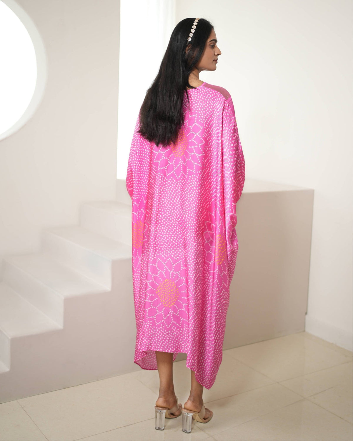 Kaftan Bandhej - Pink / Gold - Mayura Kumar