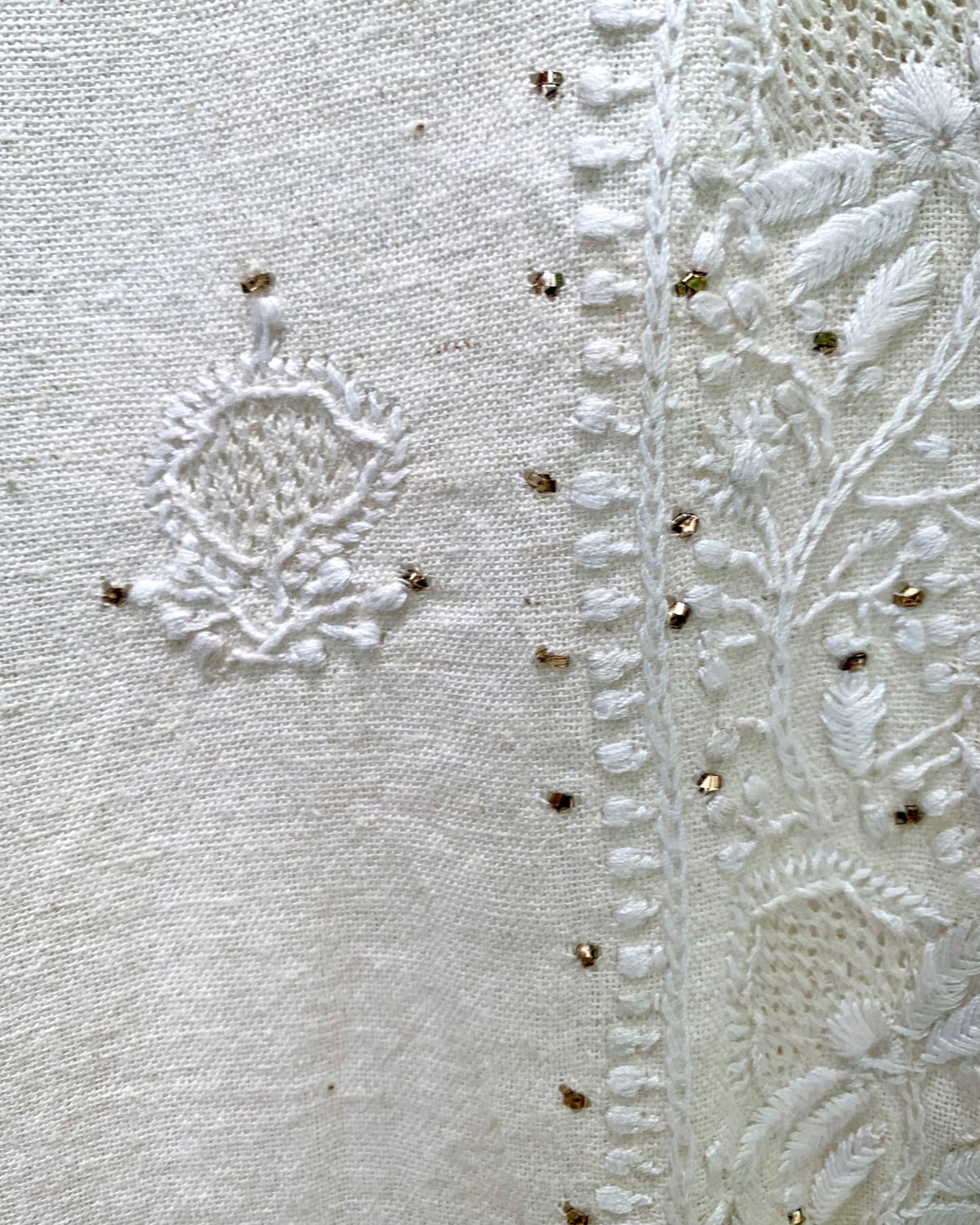 Kurta Set Chikankari - Ivory / Gold / Silver - Mayura Kumar