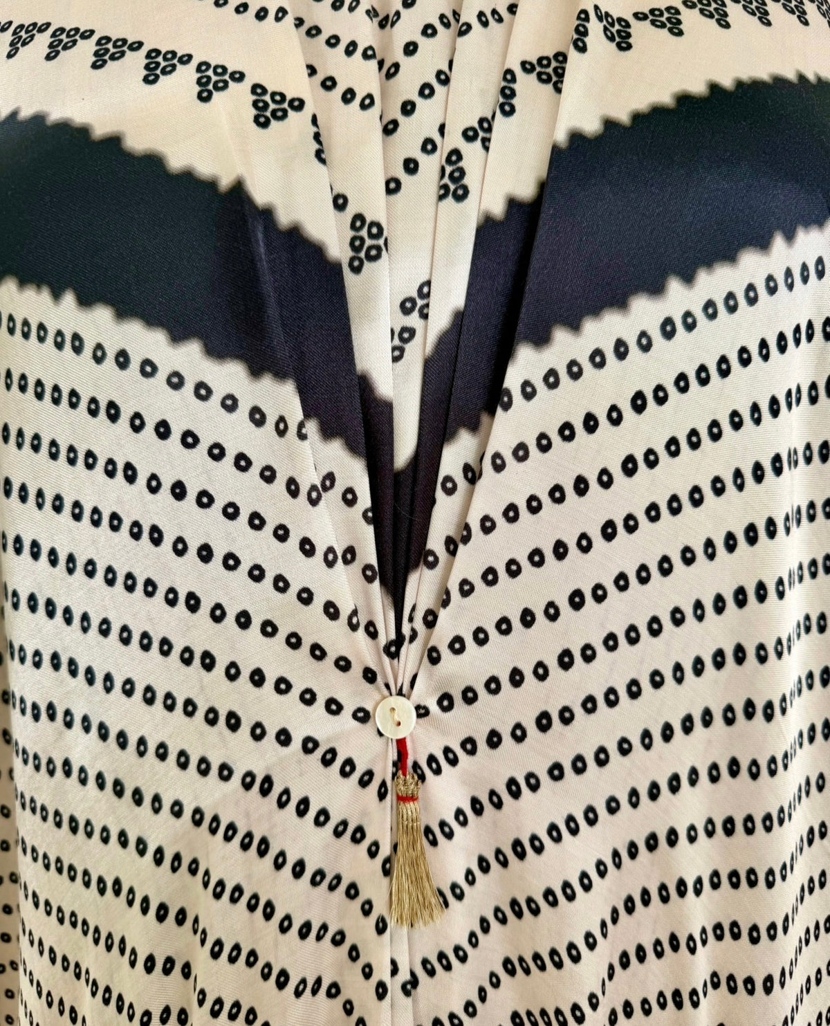 Kaftan Bandhej - Ivory / Black / Ivory Base