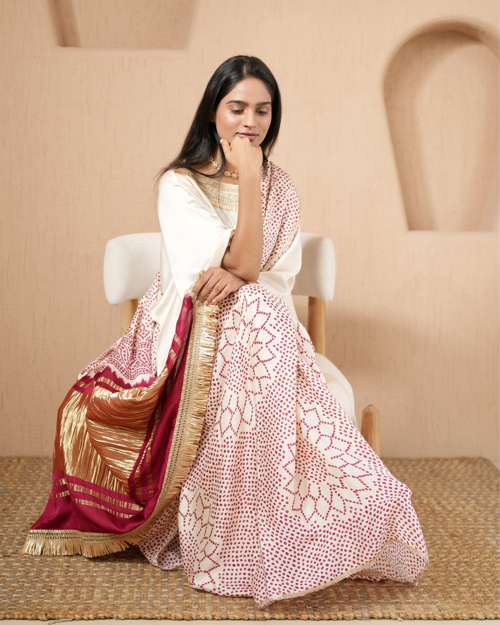 Saree Bandhej Mixology - Ivory / Red - Mayura Kumar