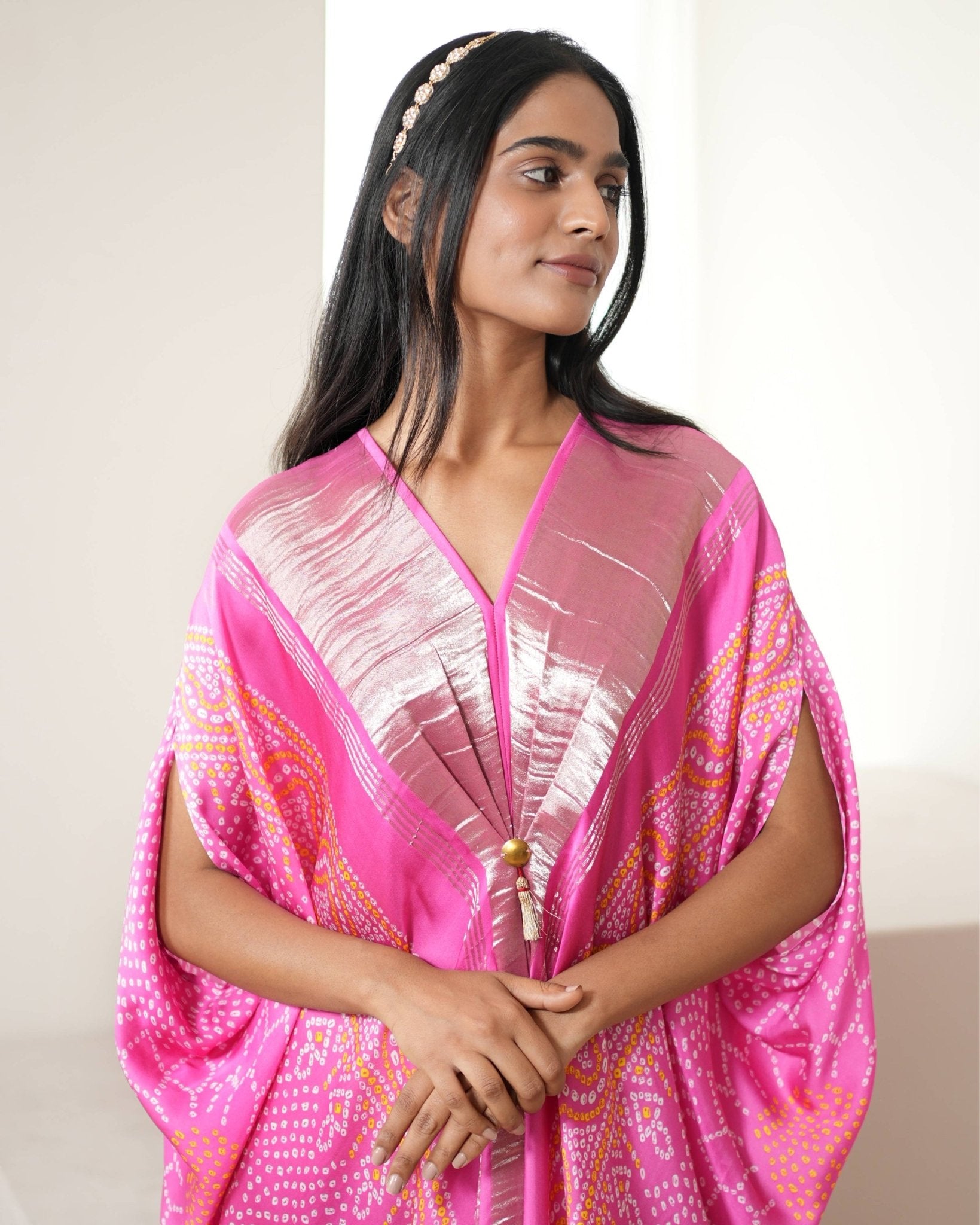 Kaftan Bandhej - Pink / Gold - Mayura Kumar