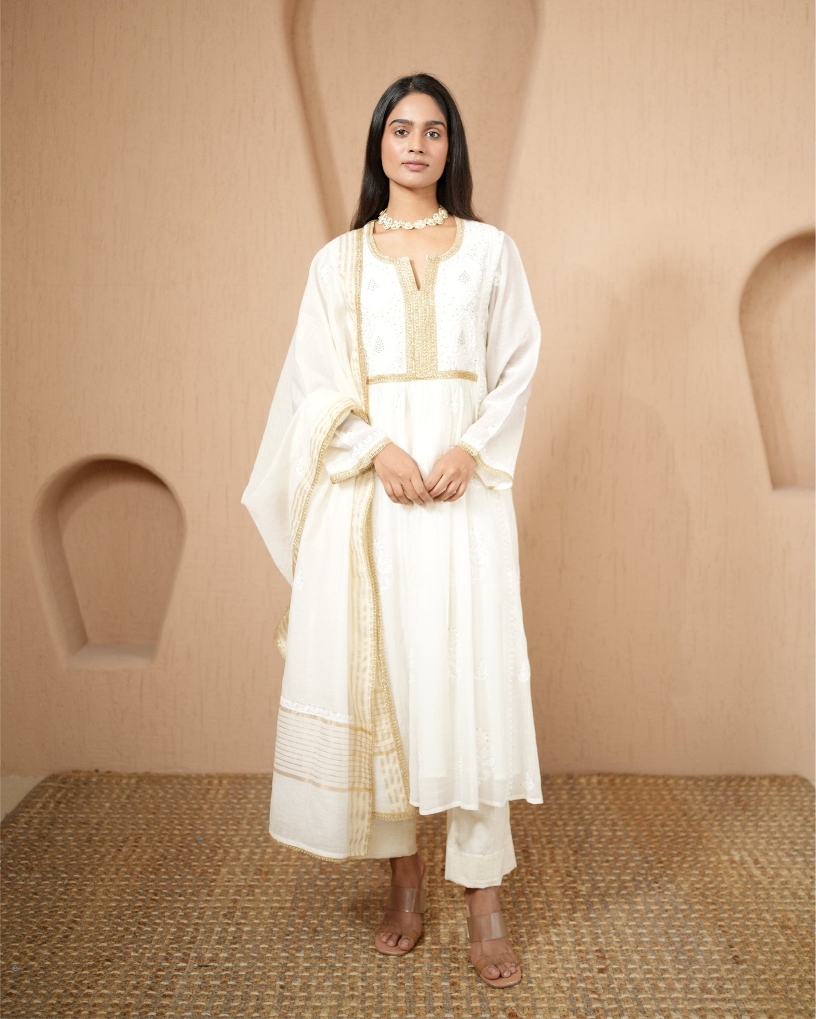 Kurta Set Chikankari - Ivory / Silver / Gold - Mayura Kumar