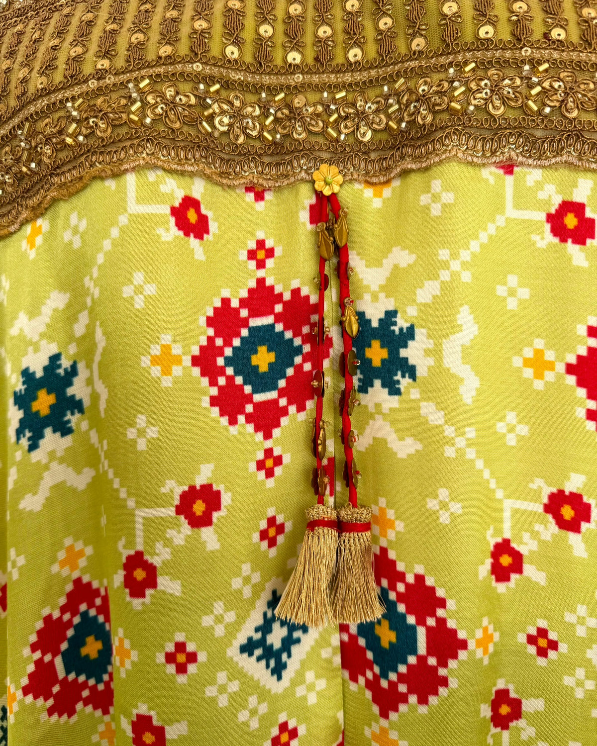 Kurta Set Patola - Fresh Green / Multicolour / Gold