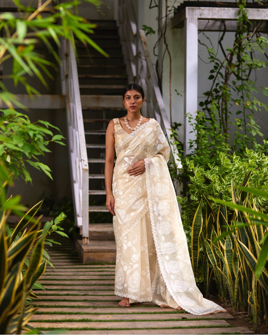 Saree Chikankari - Crème/Ivory Sleeveless - Mayura Kumar