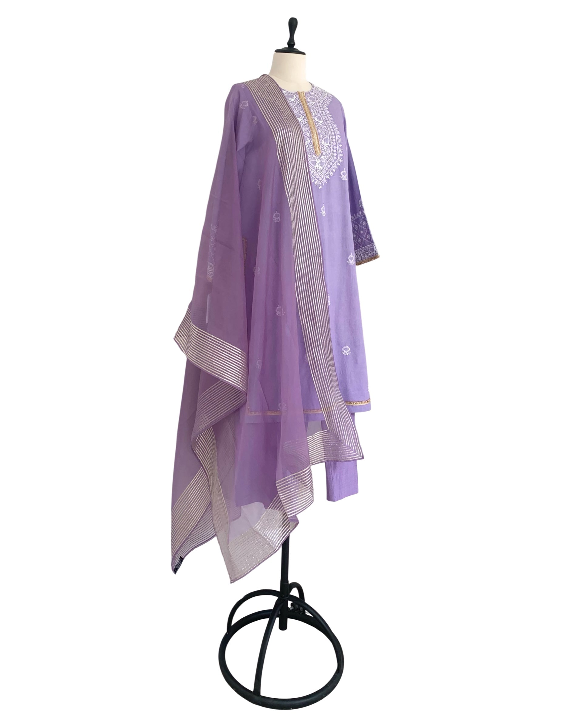 Kurta Set Chikankari - Lilac Purple/ Gold / Silver