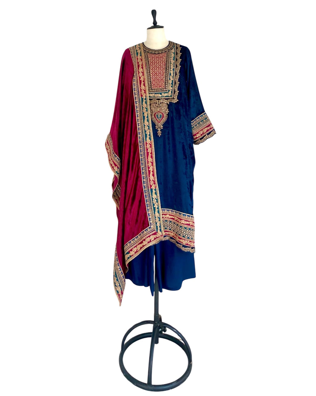 Kurta Set Velvet - Midnight Blue / Burgundy / Gold