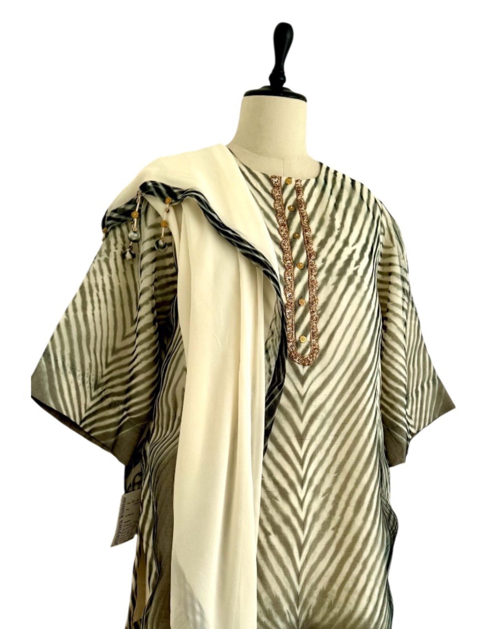 Kurta Set Arashi Shibori - Ivory/ Black - Mayura Kumar - detail view