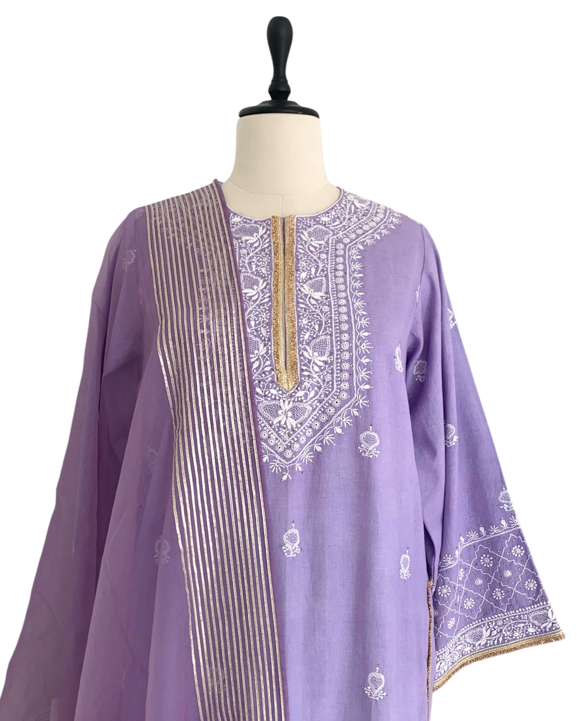 Kurta Set Chikankari - Lilac Purple/ Gold / Silver