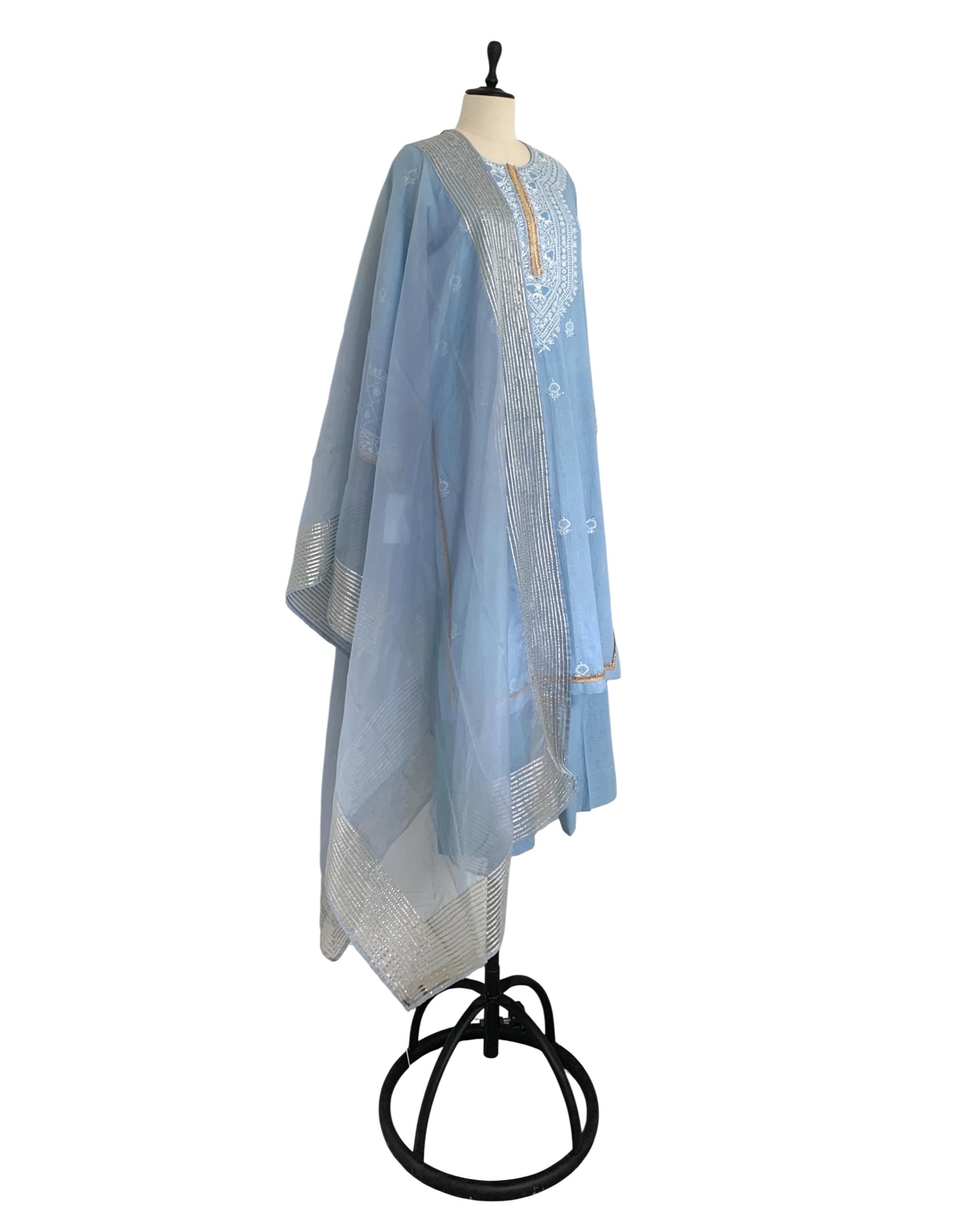 Kurta Set Chikankari - Sky Blue/ Gold / Silver