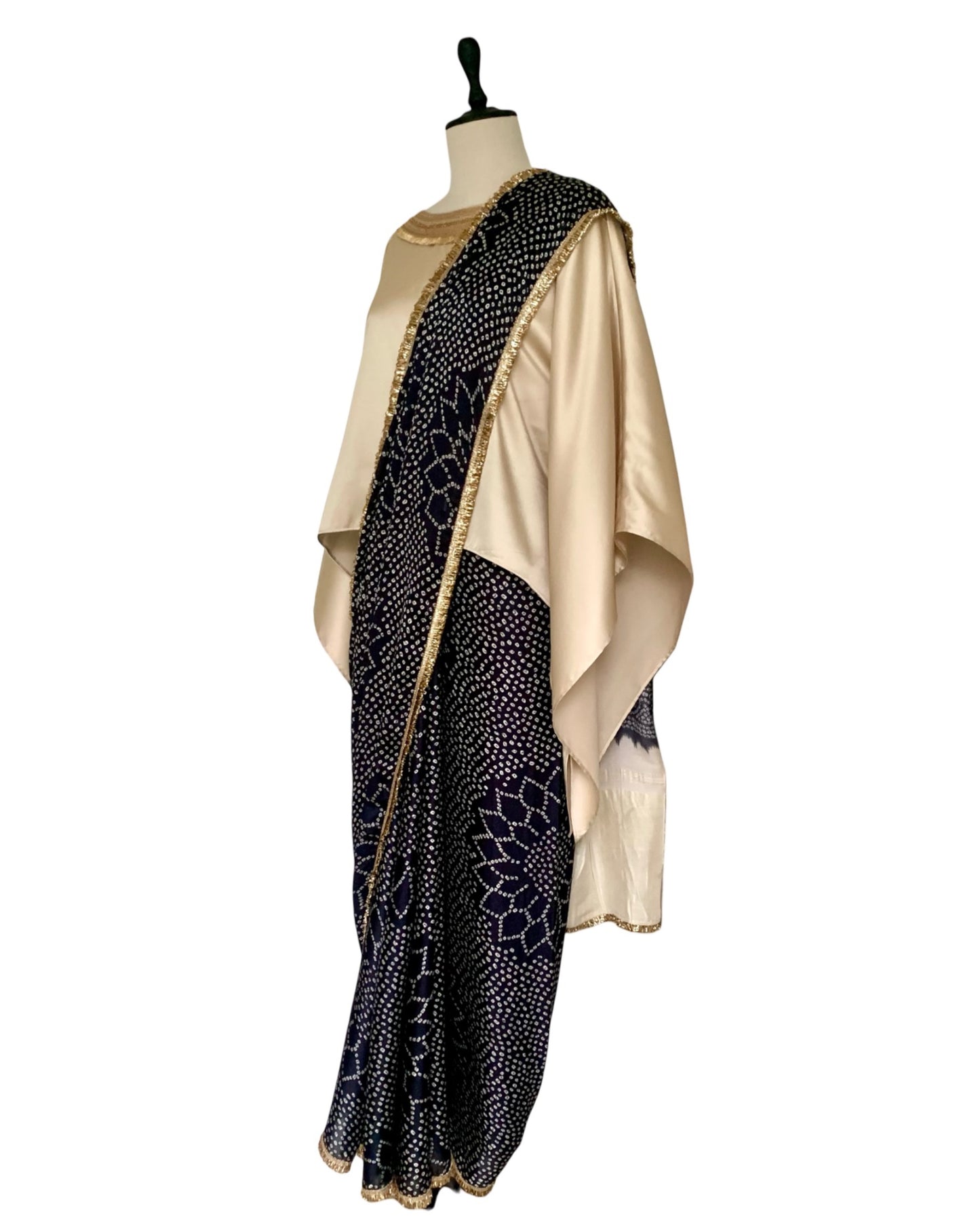 Saree Bandhej Mixology - Ivory / Black /Gold