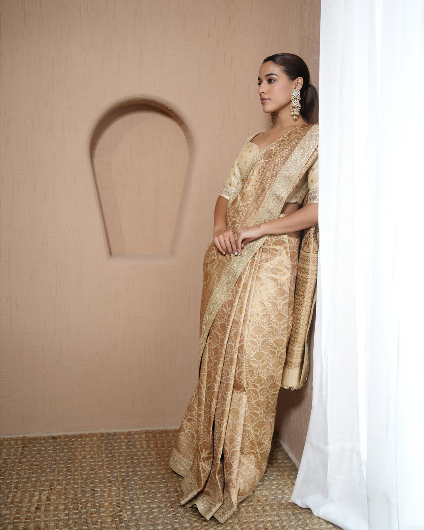 Saree Banarasi - Beige / Gold