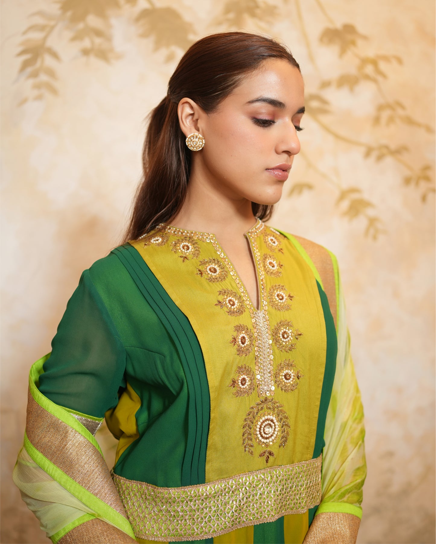 Kurta Set Embroidery - Green / Gold