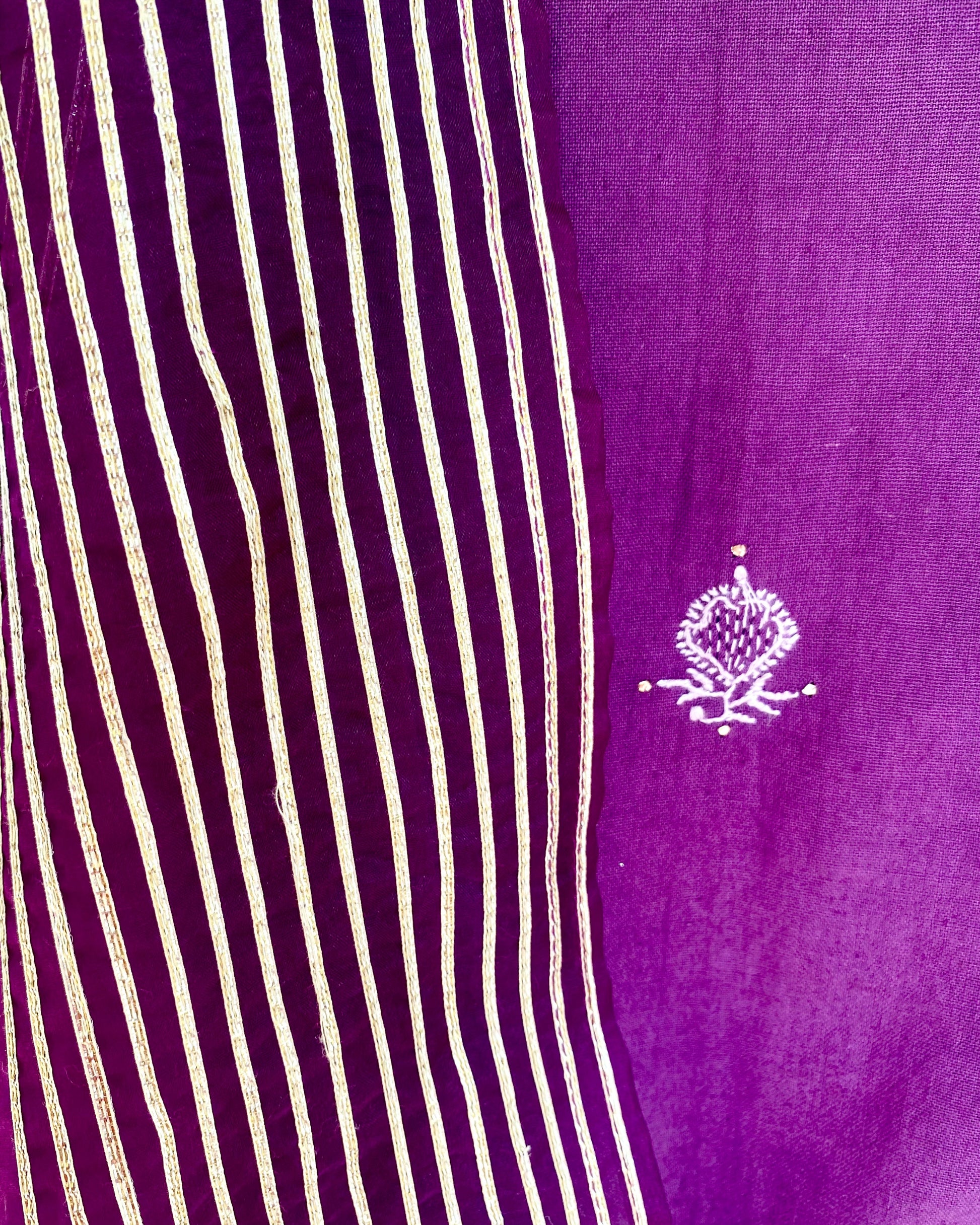 Kurta Set Chikankari - Purple/ Gold / Silver