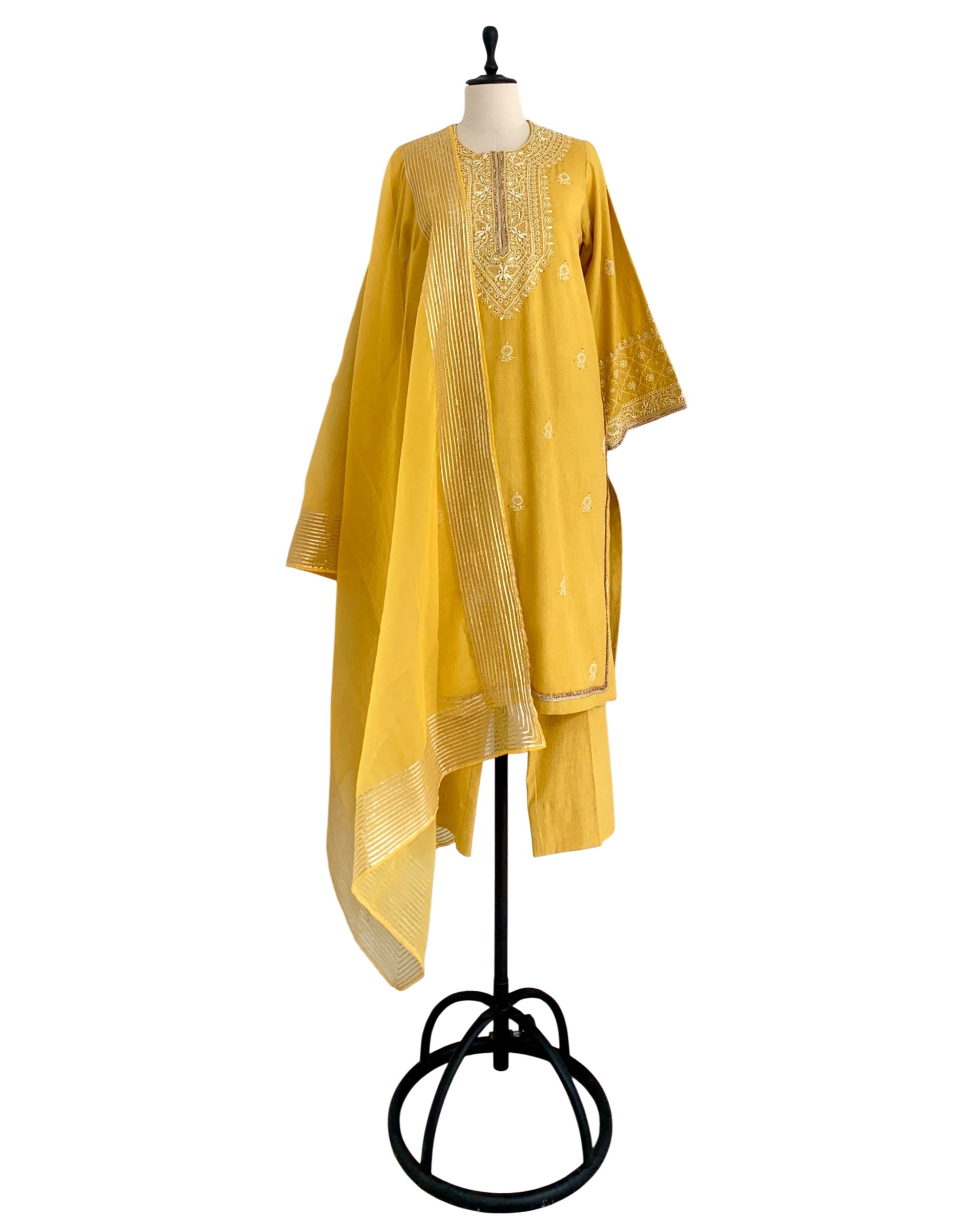 Kurta Set Chikankari - Yellow / Gold / Silver