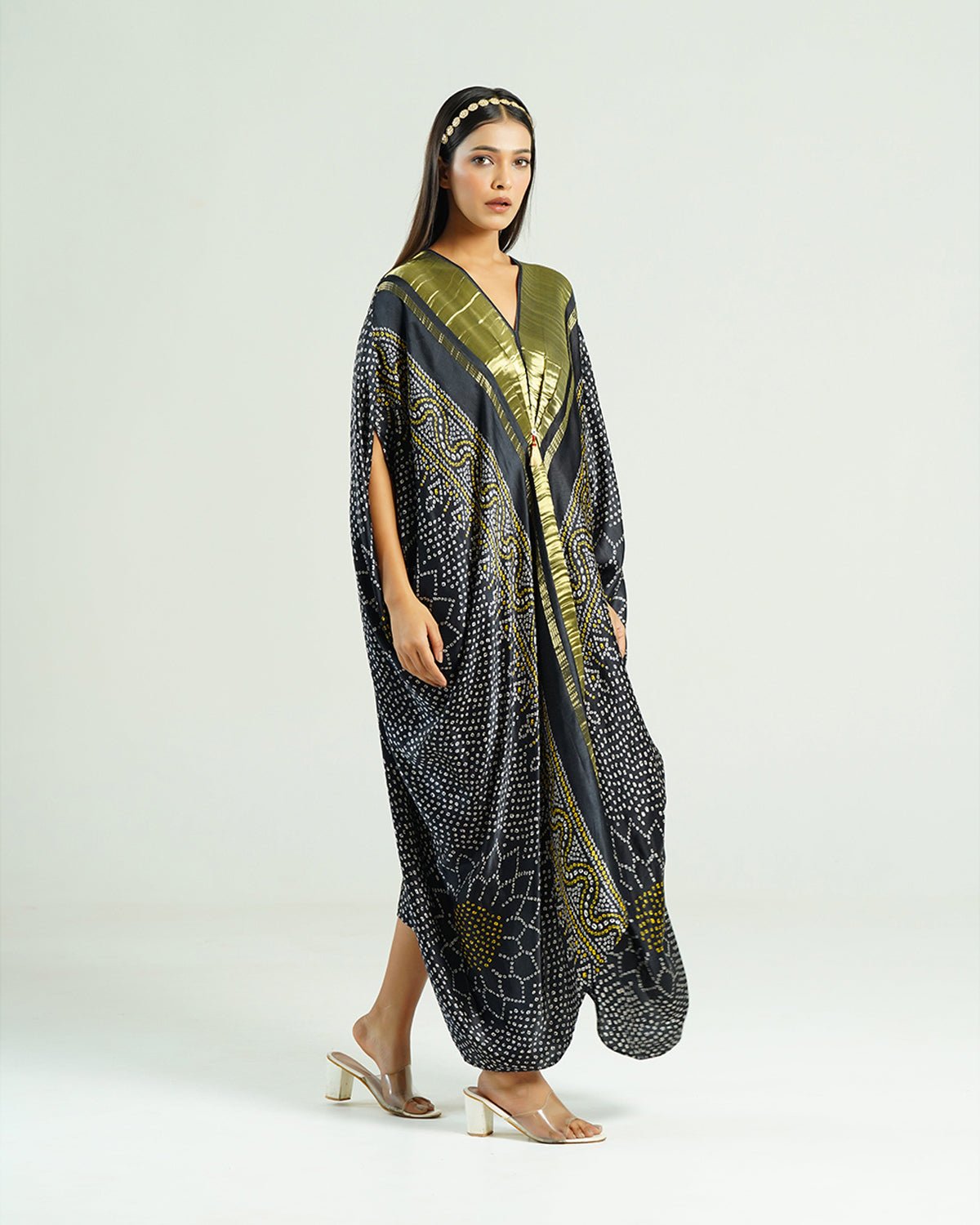 Kaftan Bandhej - Black / Gold - Mayura Kumar