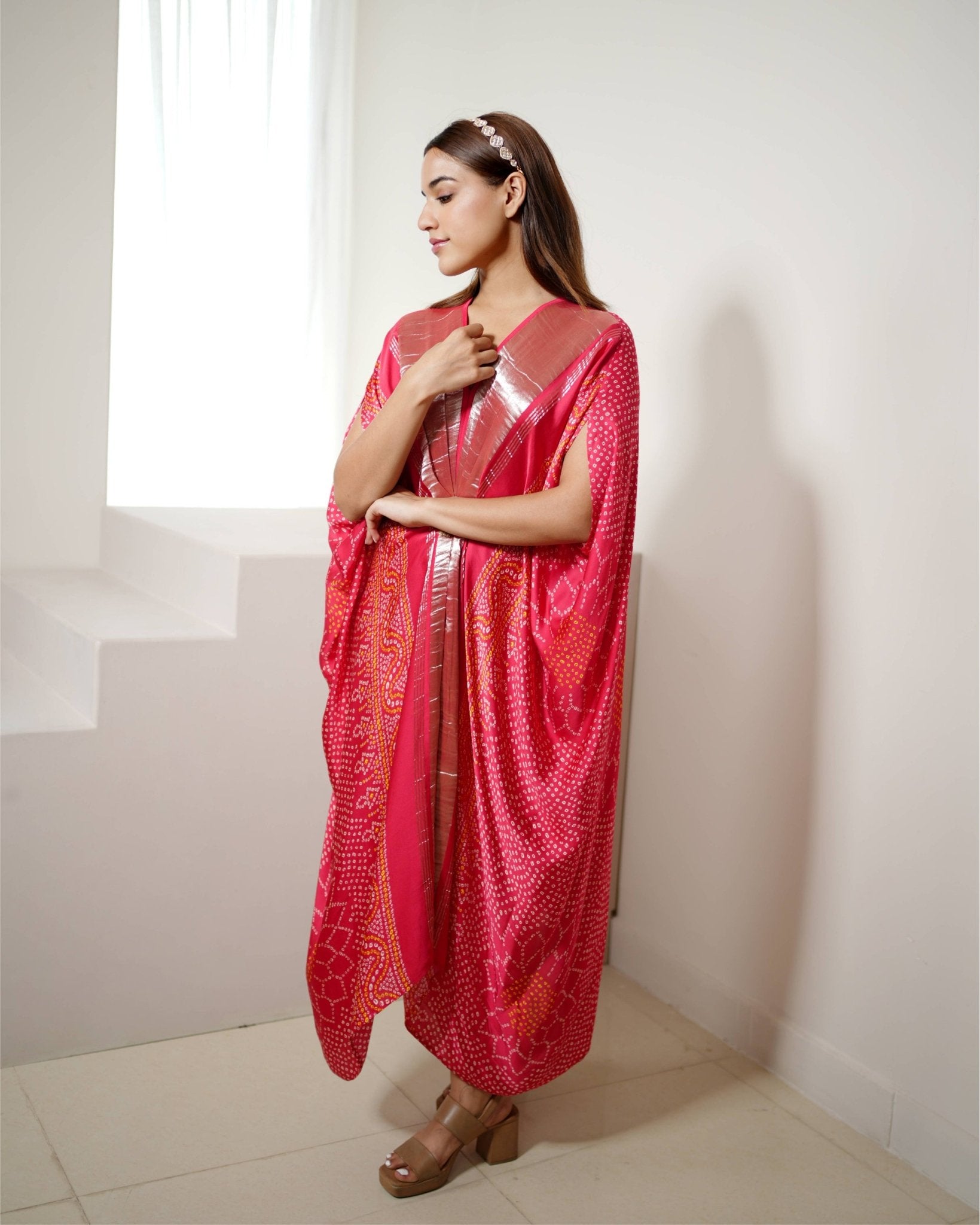 Kaftan Bandhej - Fuschia / Gold - Mayura Kumar