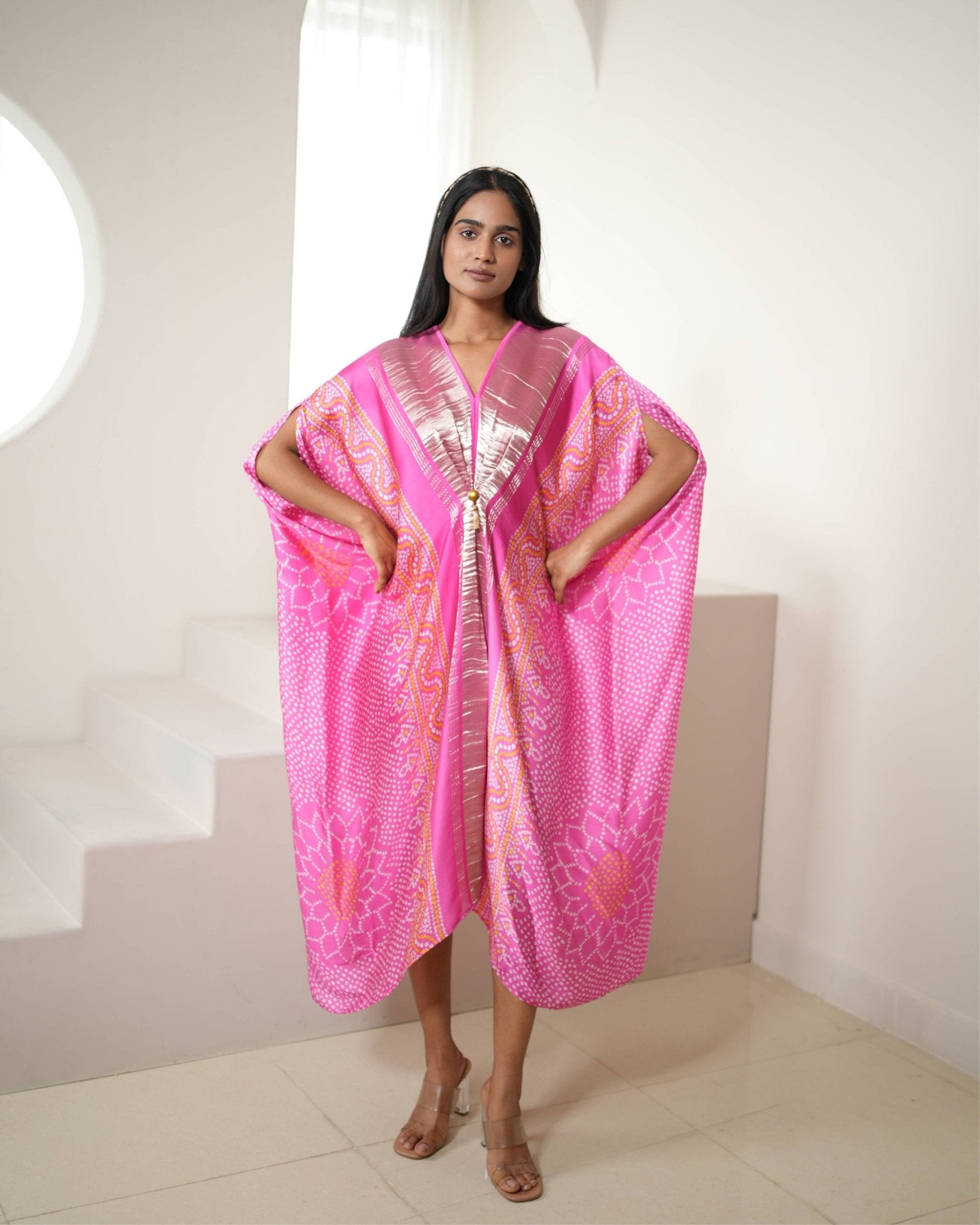 Kaftan Bandhej - Pink / Gold - Mayura Kumar
