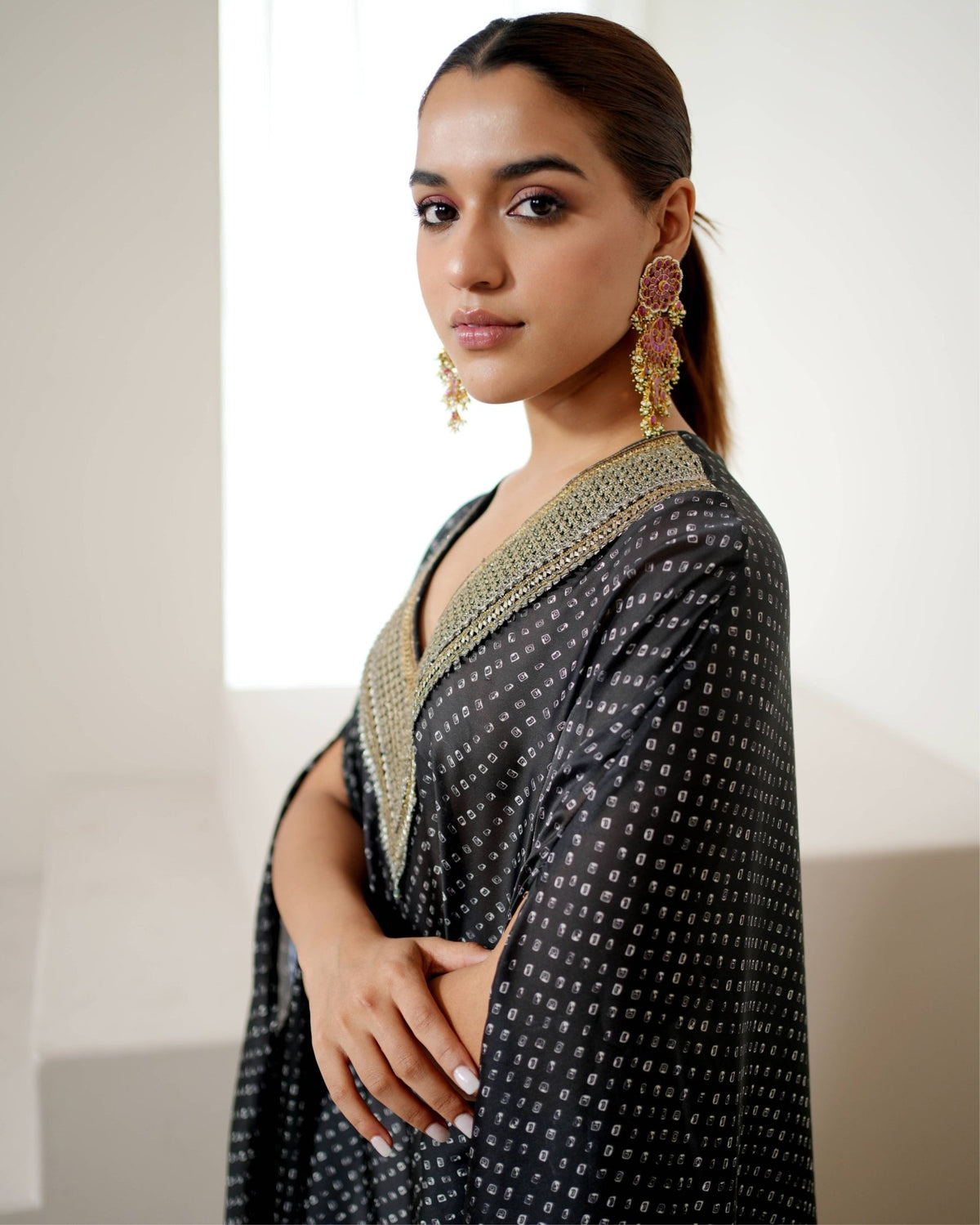 Kurta Set Bandhej - Black / Ivory / Silver /Gold - Mayura Kumar