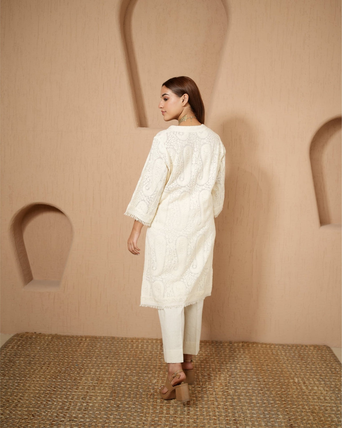 Kurta Set Kashmiri - Ivory - Mayura Kumar
