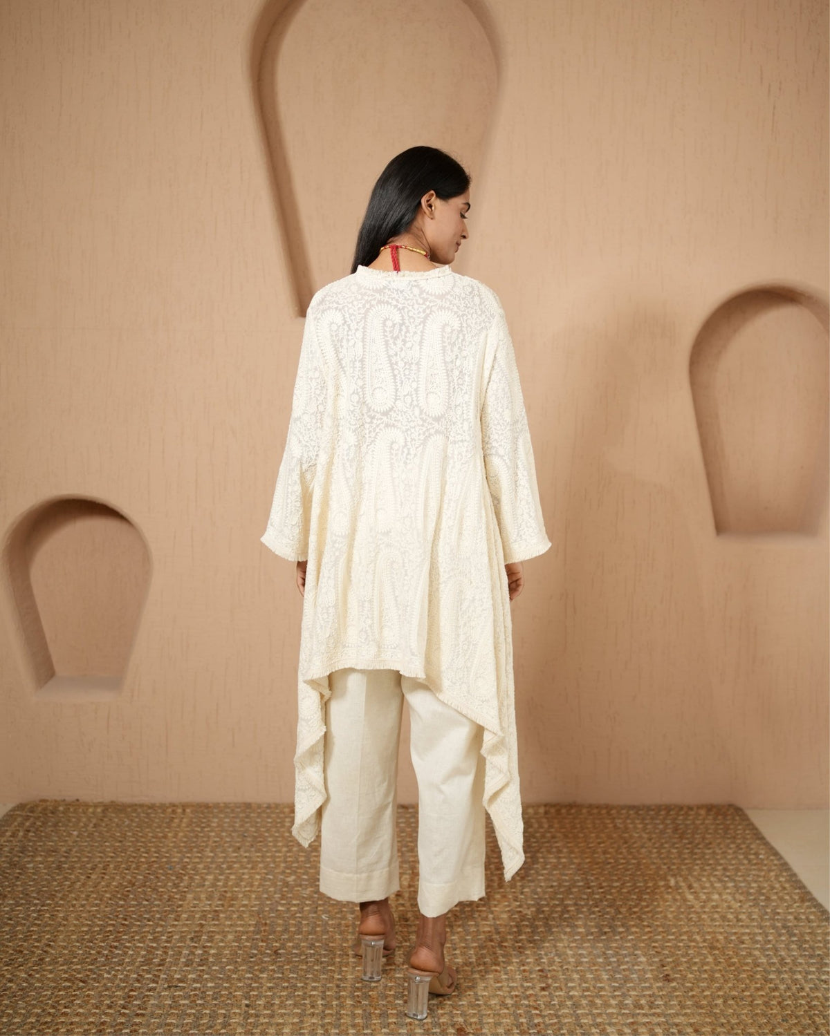 Kurta Set Kashmiri - Ivory - Mayura Kumar