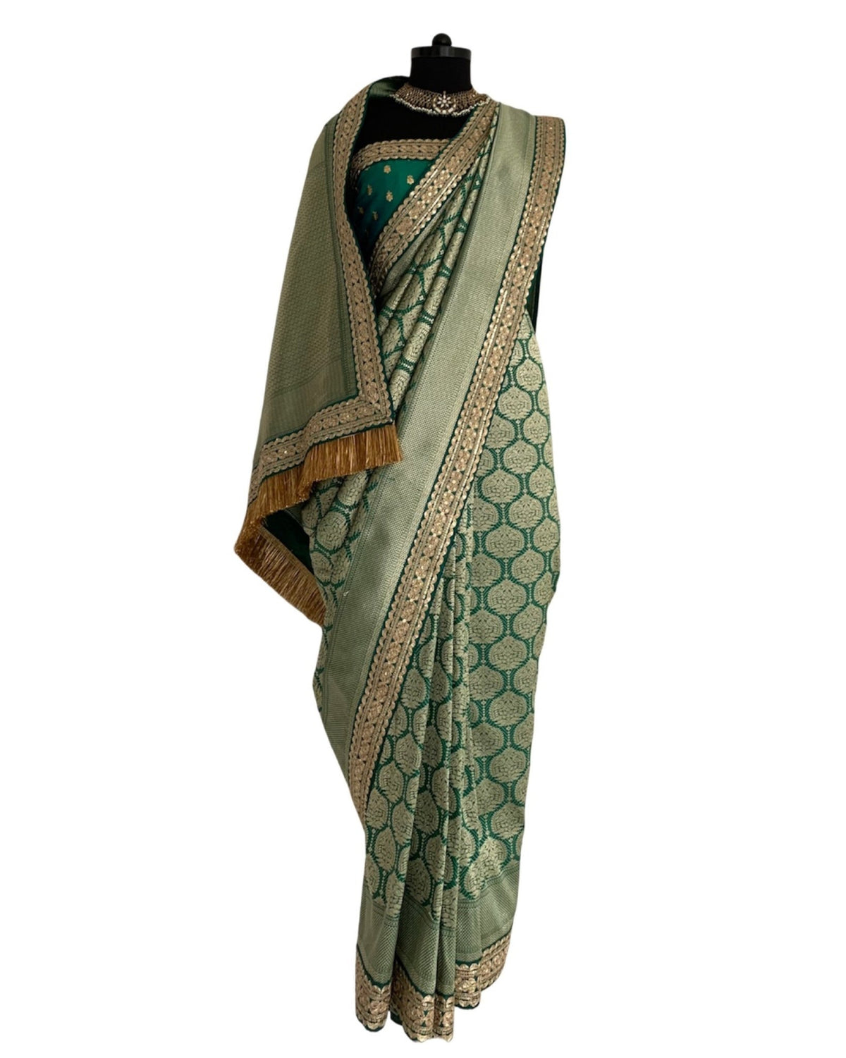 Saree Banarasi - Green / Gold - Mayura Kumar