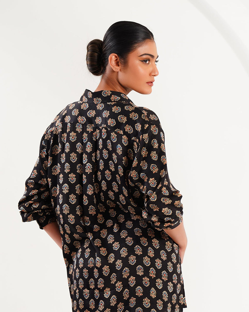 Ajrakh Flower Block Print Set - Black - Mayura Kumar