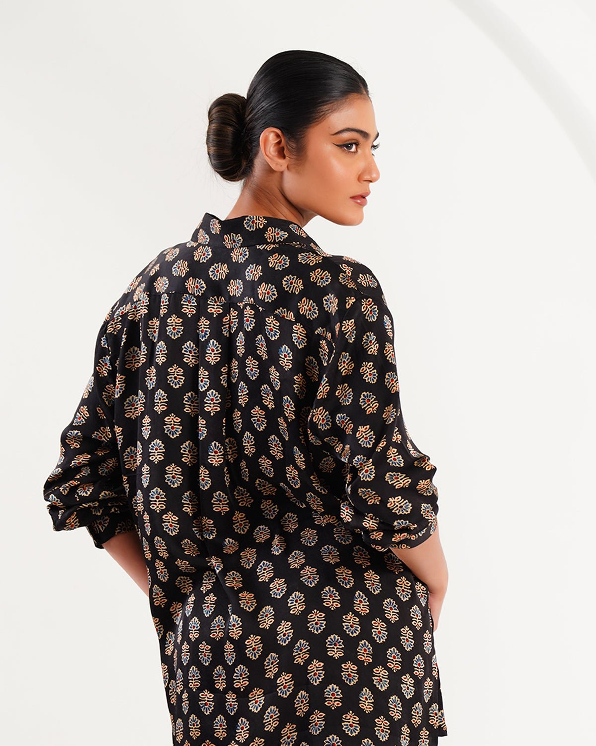Ajrakh Flower Block Print Set - Black - Mayura Kumar