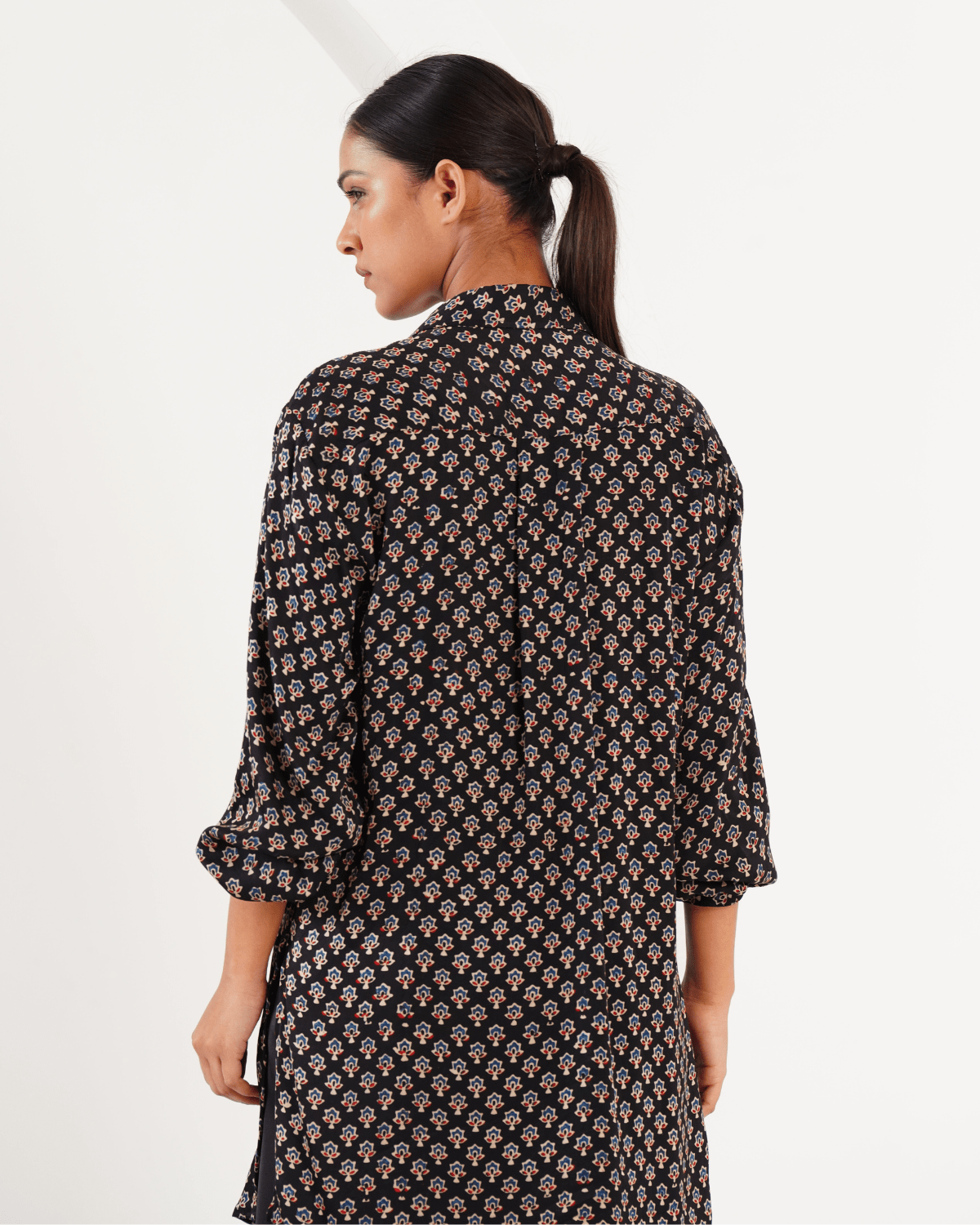 Ajrakh Flower Block Print Set - Black/Indigo/Red - Mayura Kumar