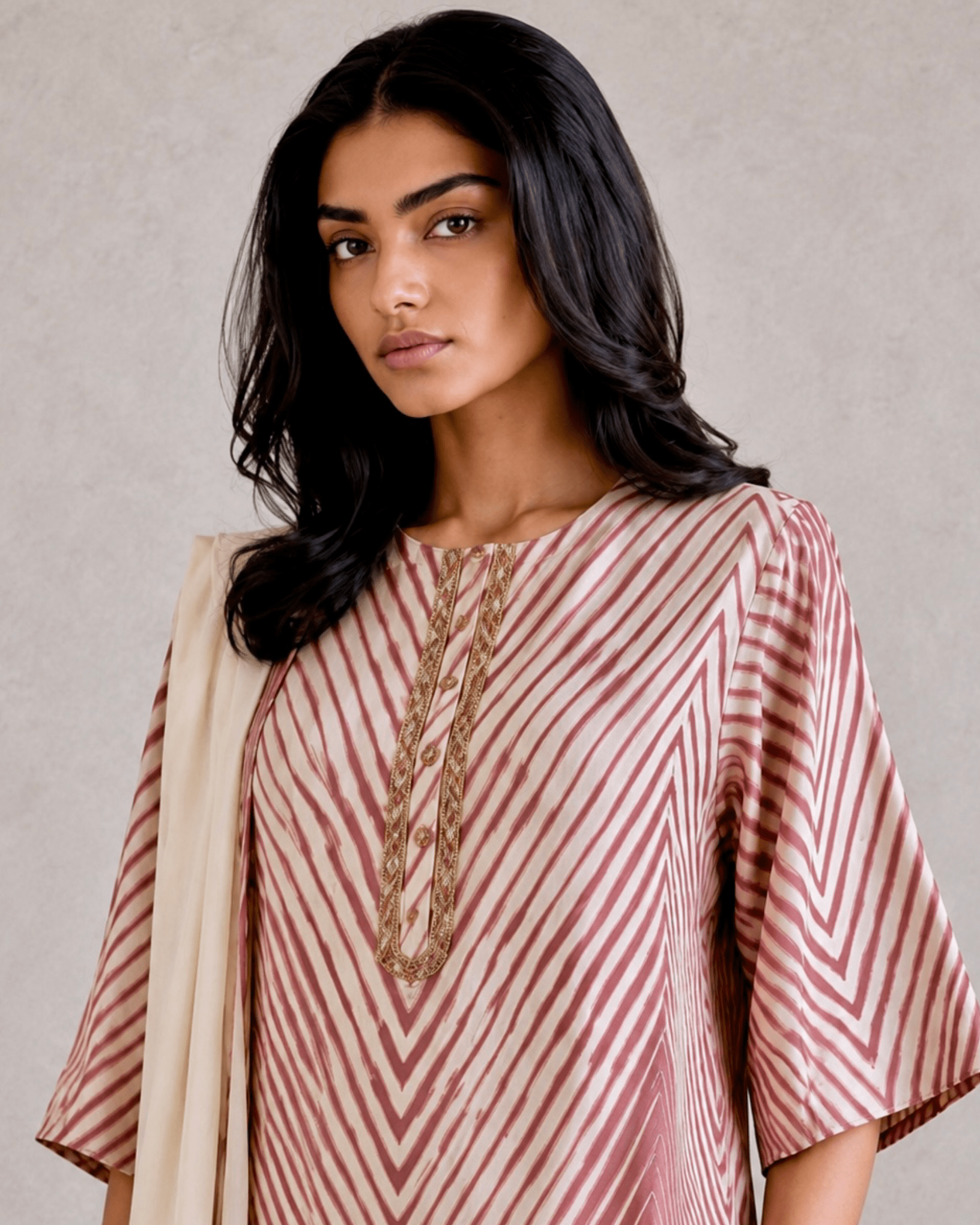 Kurta Set Arashi Shibori - Ivory/ Burgundy - Mayura Kumar