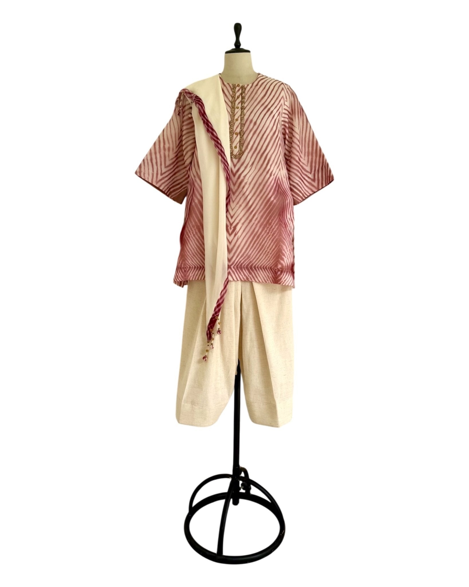 Kurta Set Arashi Shibori - Ivory/ Burgundy - Mayura Kumar