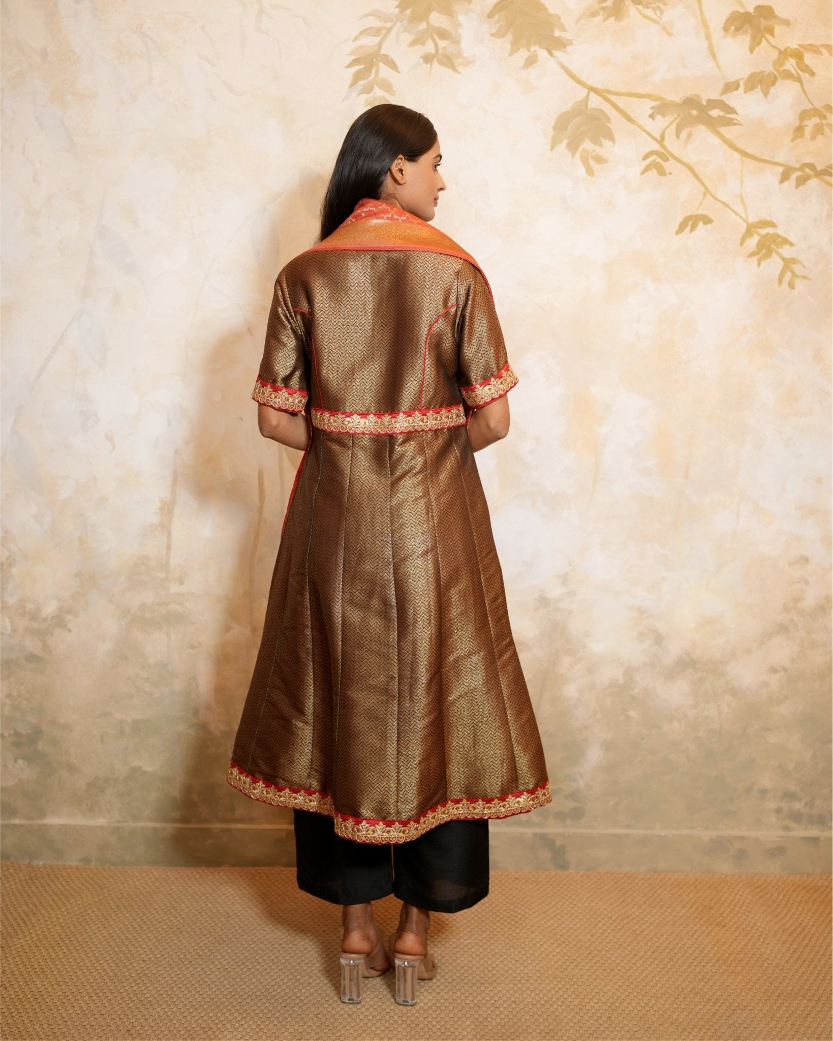 Kurta Set Banarasi - Black / Red / Gold - Mayura Kumar