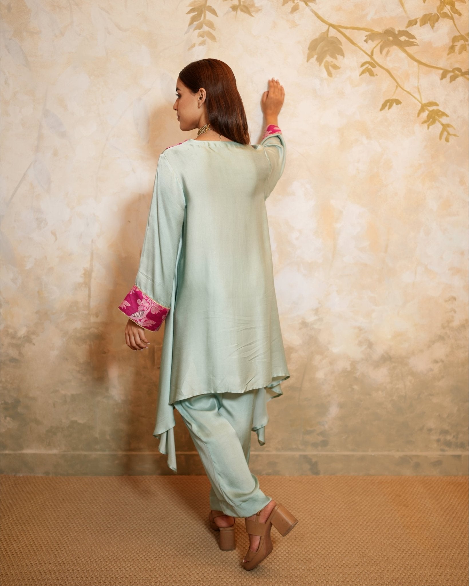 Kurta Set Banarasi - Mint / Fuchsia / Gold - Mayura Kumar