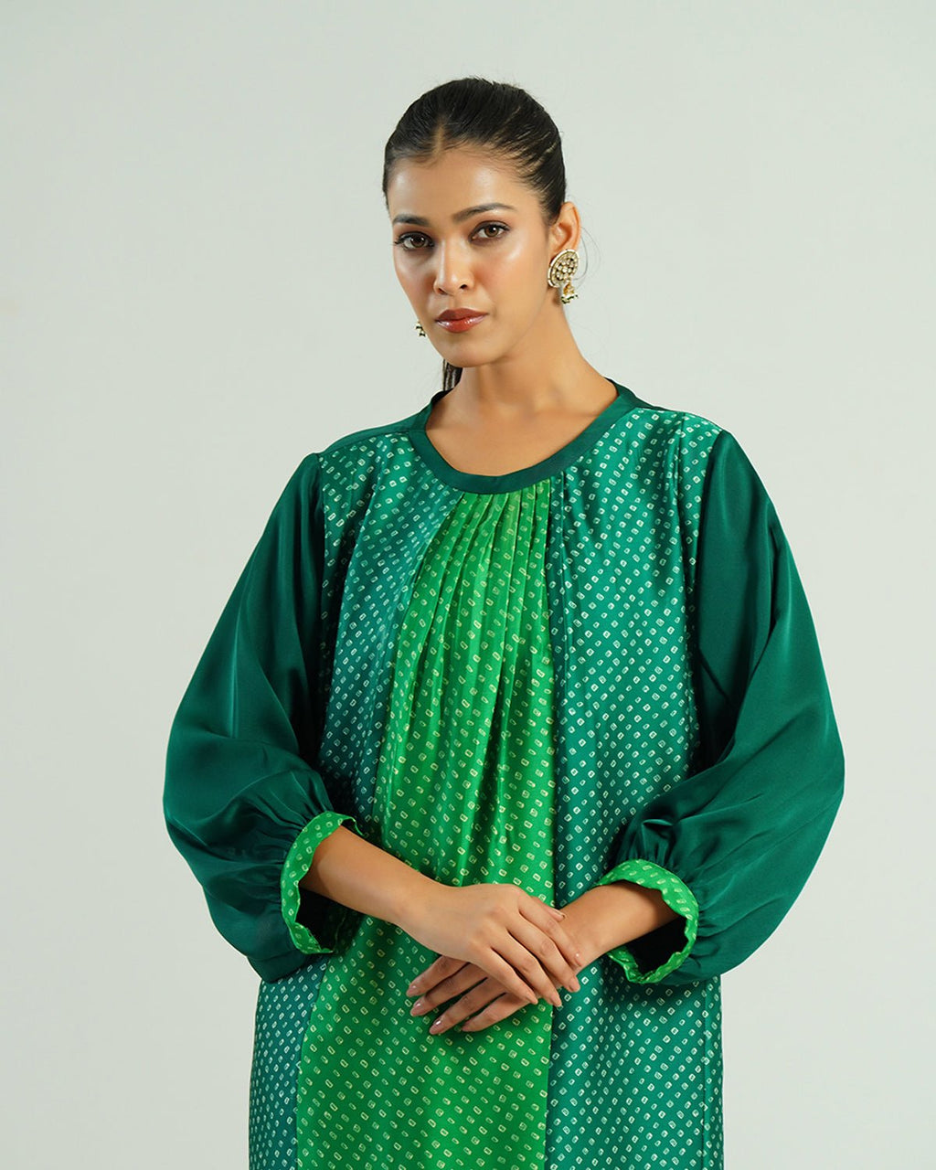 Kurta Set Bandhej - Shades of Parrot & Dark Green - Mayura Kumar