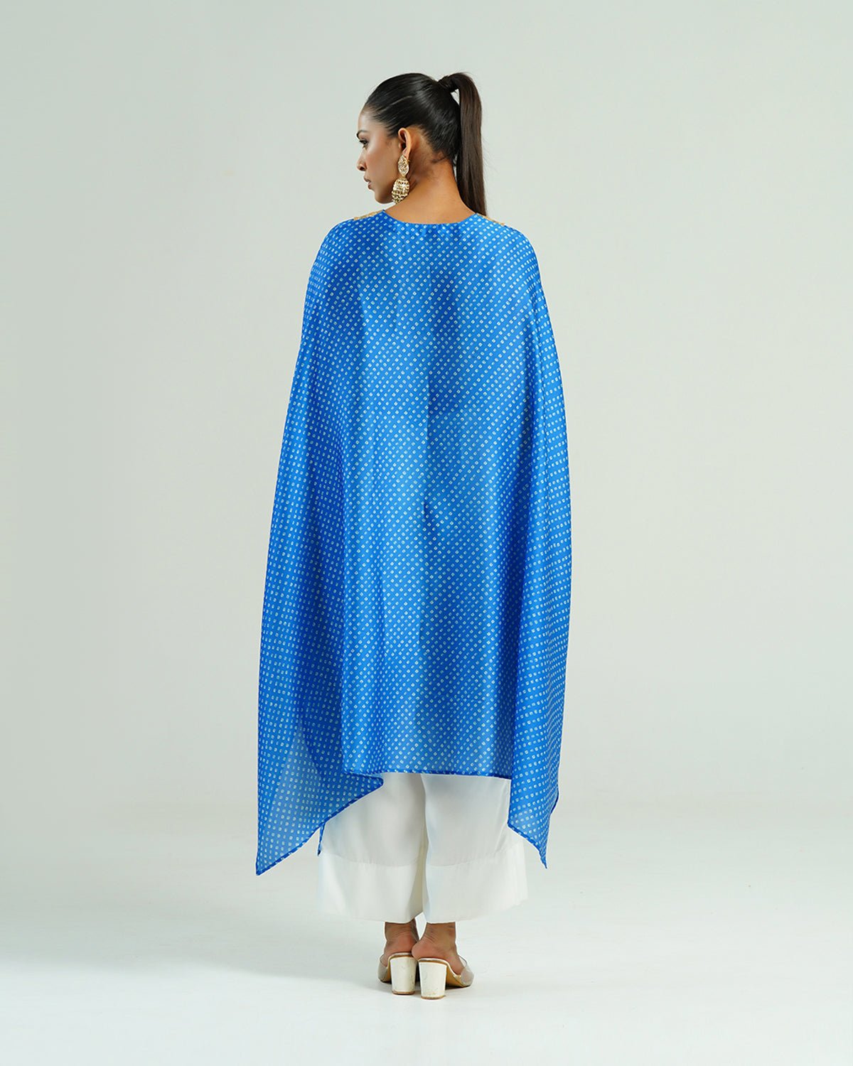 Kurta Set Bandhej - Turquoise Blue / Ivory / Gold - Mayura Kumar