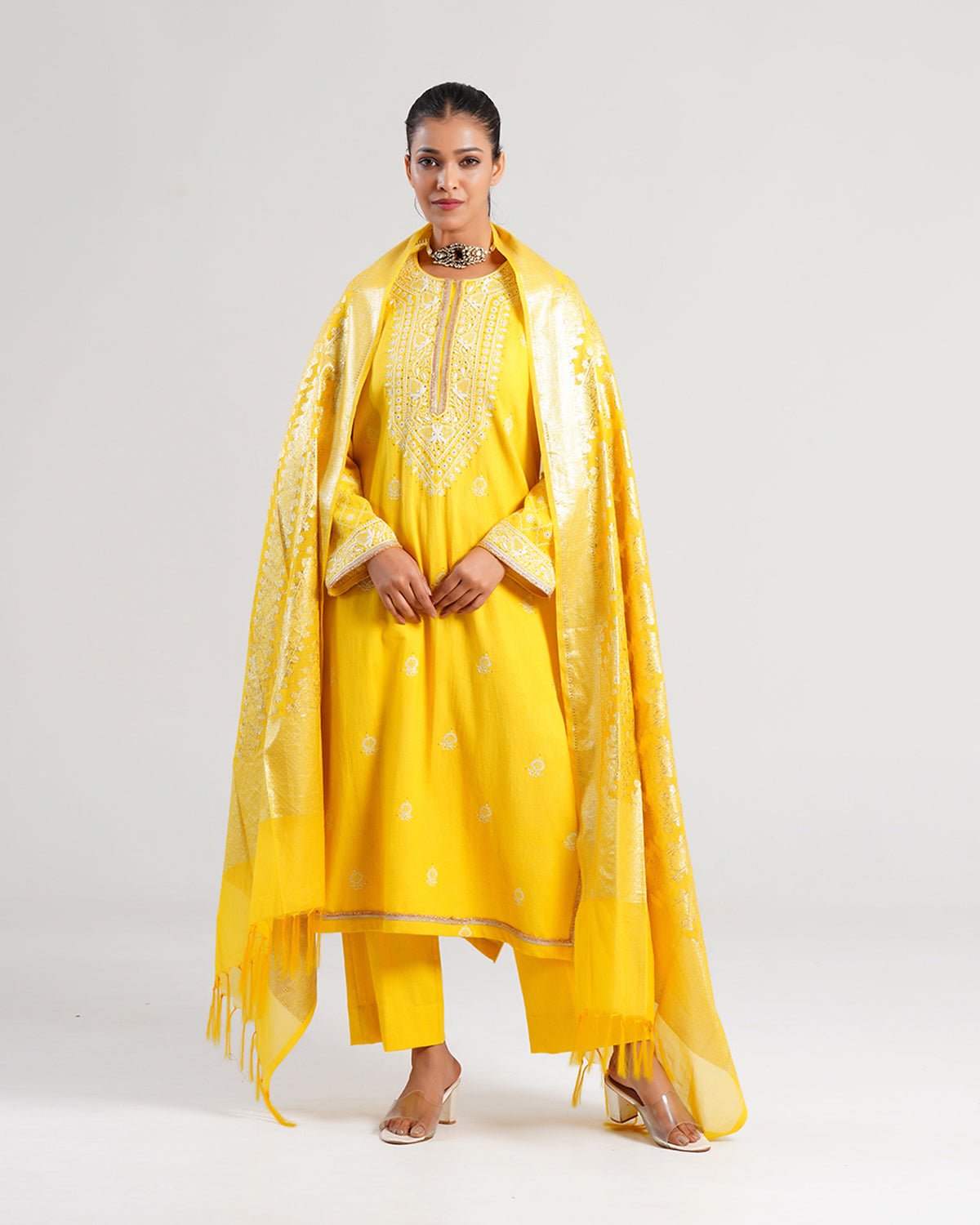Kurta Set Chikankari - Yellow / Gold / Silver - Mayura Kumar
