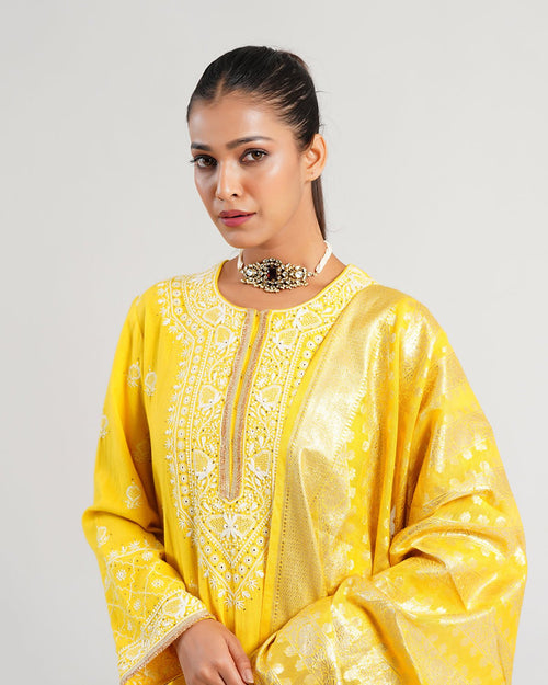 Kurta Set Chikankari - Yellow / Gold / Silver - Mayura Kumar