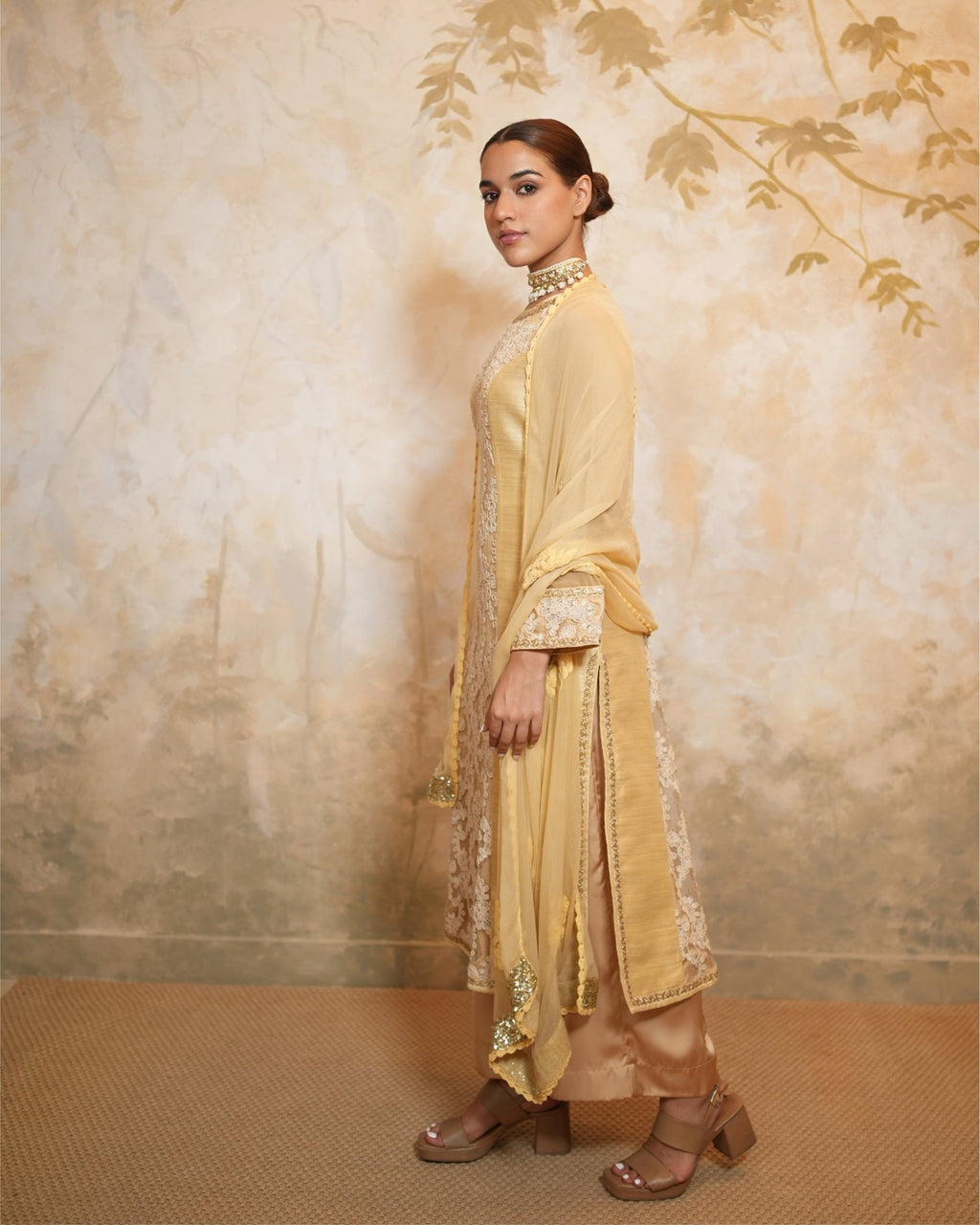 Kurta Set Embroidery - Beige / Ivory / Gold - Mayura Kumar