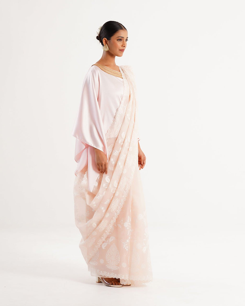 Saree Chikankari - Salmon Pink / Ivory / Gold - Mayura Kumar