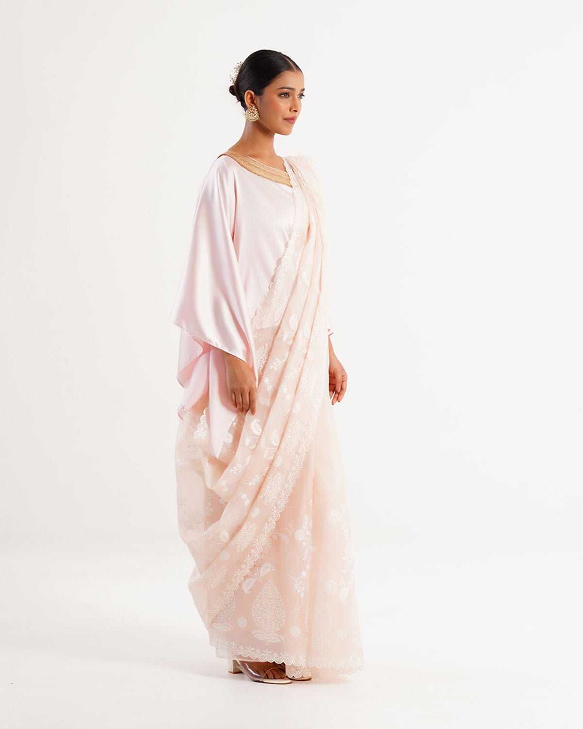 Saree Chikankari - Salmon Pink / Ivory / Gold - Mayura Kumar