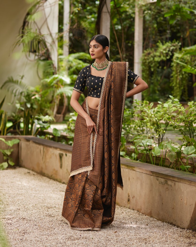 Saree Banarasi - Black/Gold - Mayura Kumar