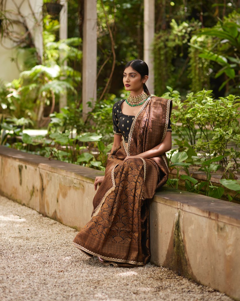 Saree Banarasi - Black/Gold - Mayura Kumar