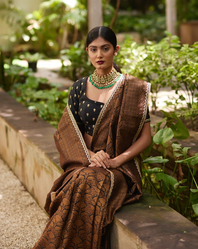 Saree Banarasi - Black/Gold - Mayura Kumar