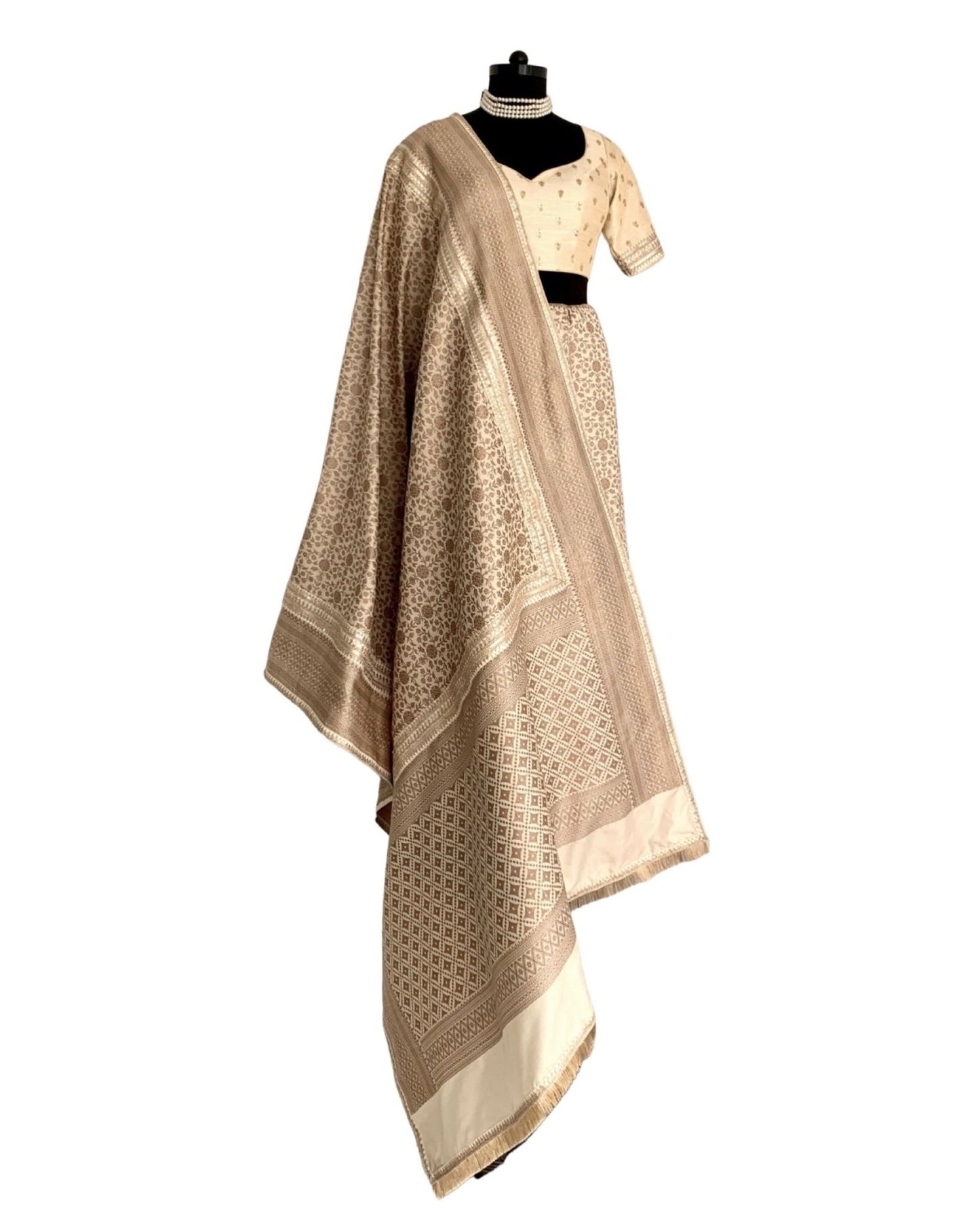 Saree Banarasi - Ivory/Beige - Mayura Kumar